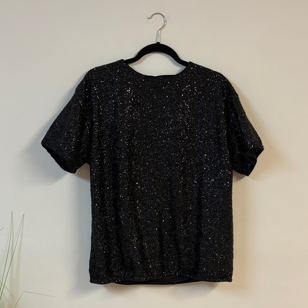 BNWT H&M Black/glittery Sequined short sleeve Top size M - Picture 2 of 3